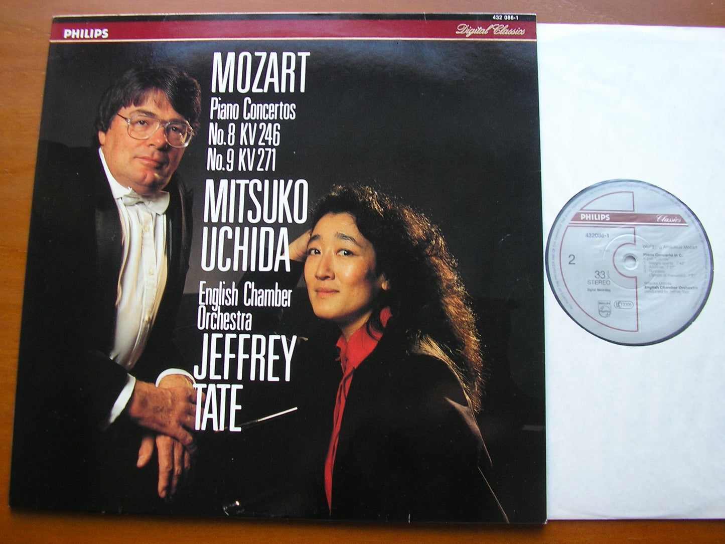 MOZART: PIANO CONCERTOS Nos. 8 & 9 UCHIDA / ENGLISH CHAMBER ORCHESTRA / TATE 432 086
