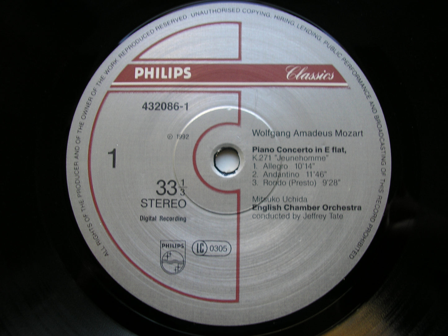 MOZART: PIANO CONCERTOS Nos. 8 & 9 UCHIDA / ENGLISH CHAMBER ORCHESTRA / TATE 432 086