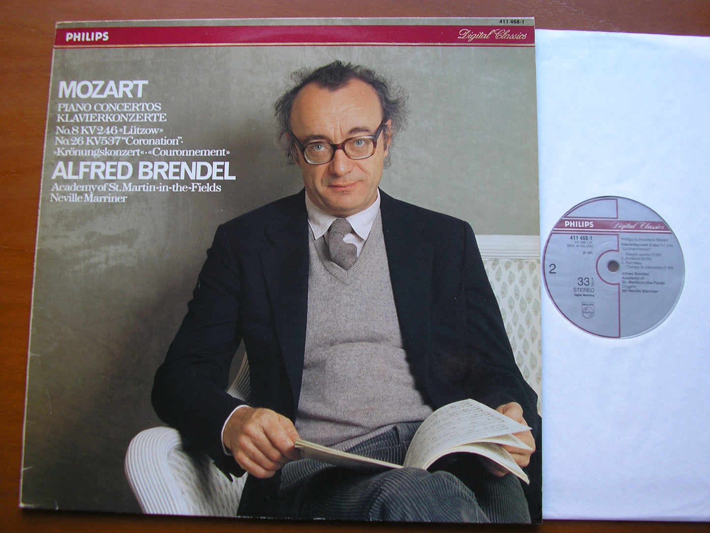 MOZART: PIANO CONCERTOS Nos. 8 & 26 'Coronation' BRENDEL / ASMIF / MARRINER 411 468