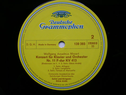 MOZART: PIANO CONCERTOS Nos. 11 & 15       GEZA ANDA / CAMERATA ACADEMICA DES SALZBURGER MOZARTEUMS       139 393