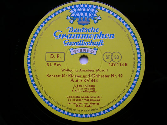 MOZART: PIANO CONCERTOS Nos. 12 & 26 'Coronation'      GEZA ANDA / CAMERATA ACADEMICA DES SALZBURGER MOZARTEUMS    139 113