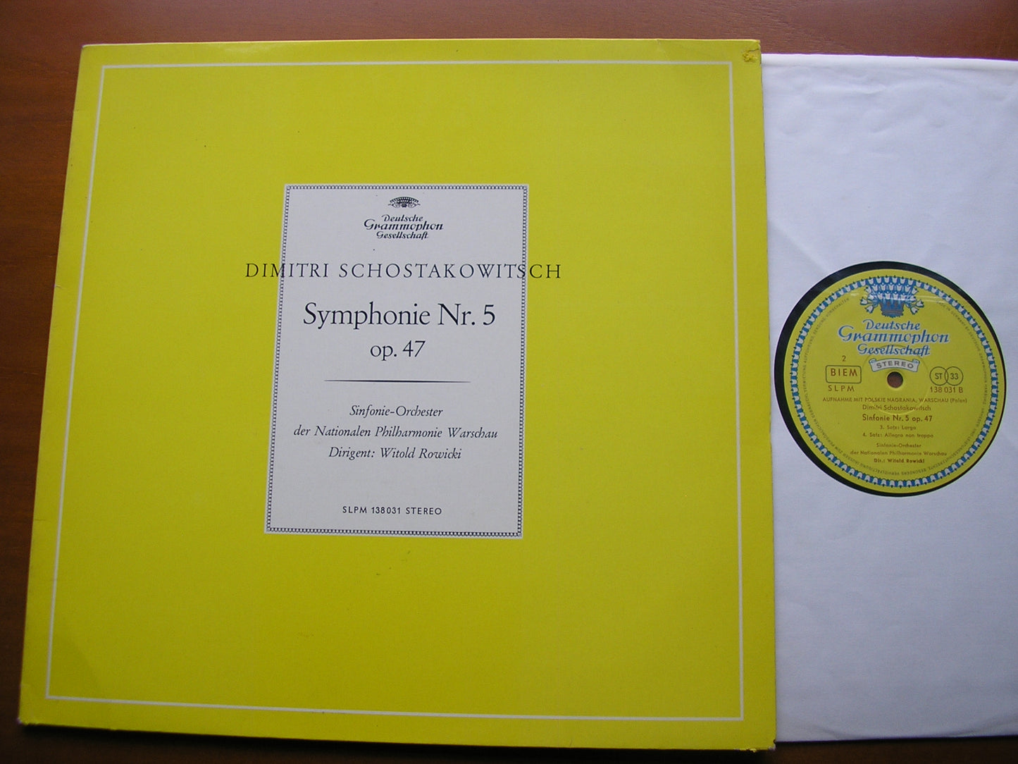 SHOSTAKOVICH: SYMPHONY No. 5 ROWICKI / WARSAW SYMPHONY ORCHESTRA 138 031