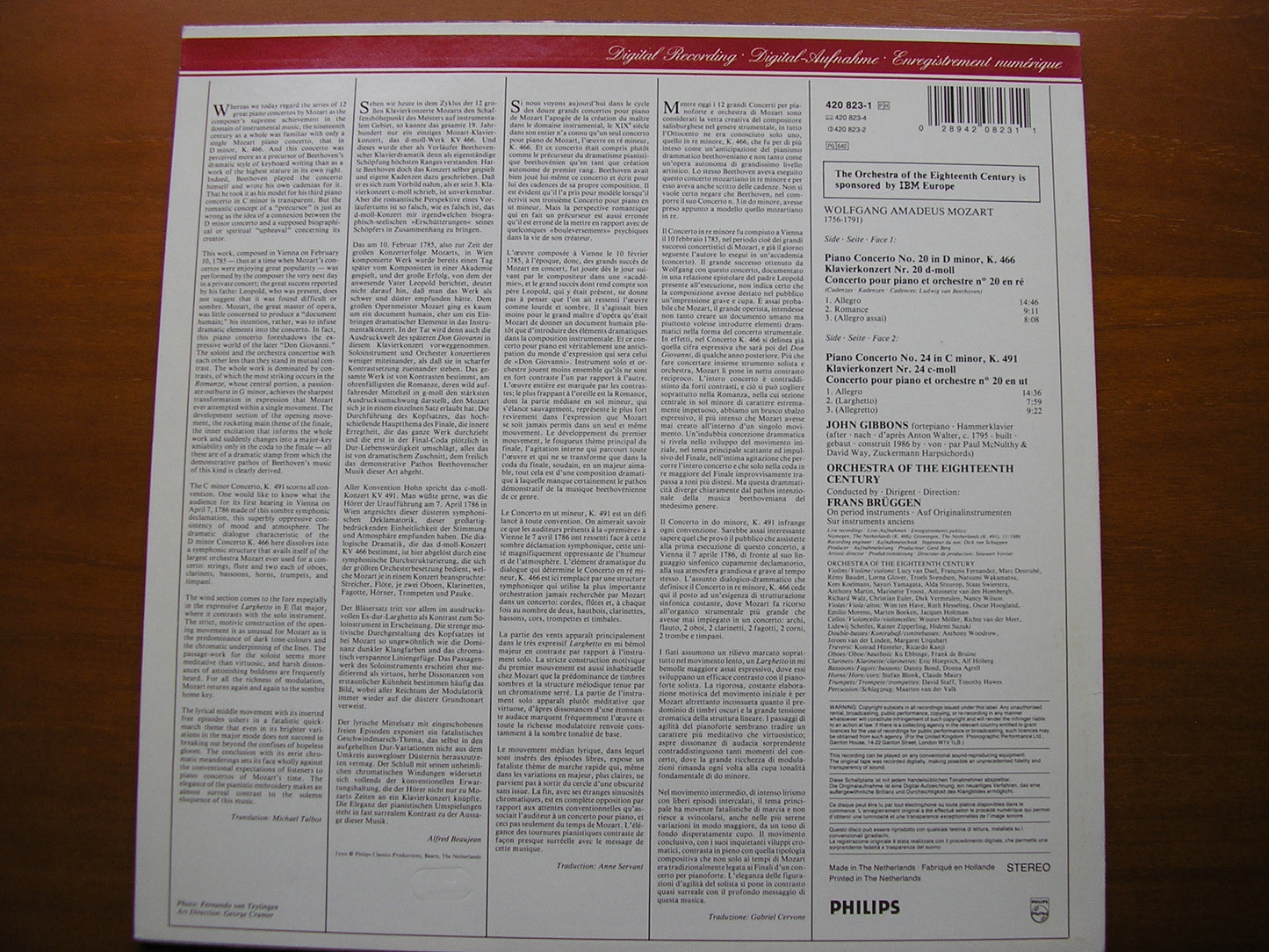 MOZART: PIANO CONCERTOS Nos. 20 & 24      GIBBONS / ORCHESTRA OF THE 18th CENTURY / FRANS BRUGGEN     420 823