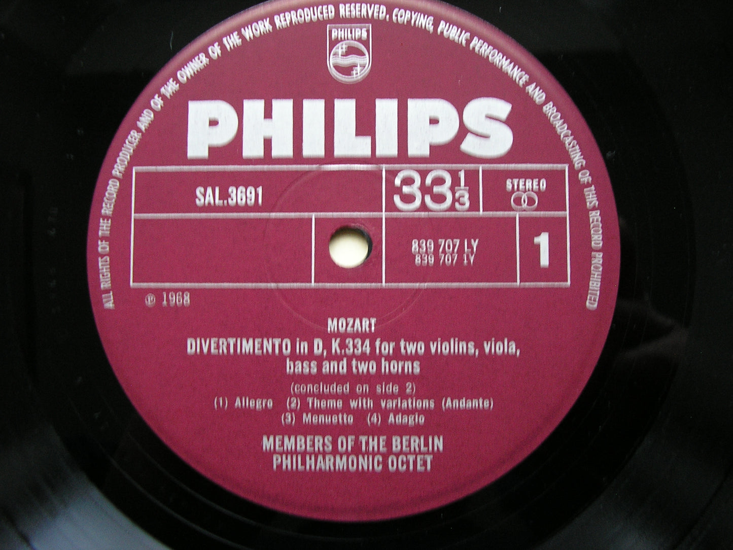 MOZART: DIVERTIMENTO K334 / QUINTET K407    BERLIN PHILHARMONIC OCTET     SAL 3691