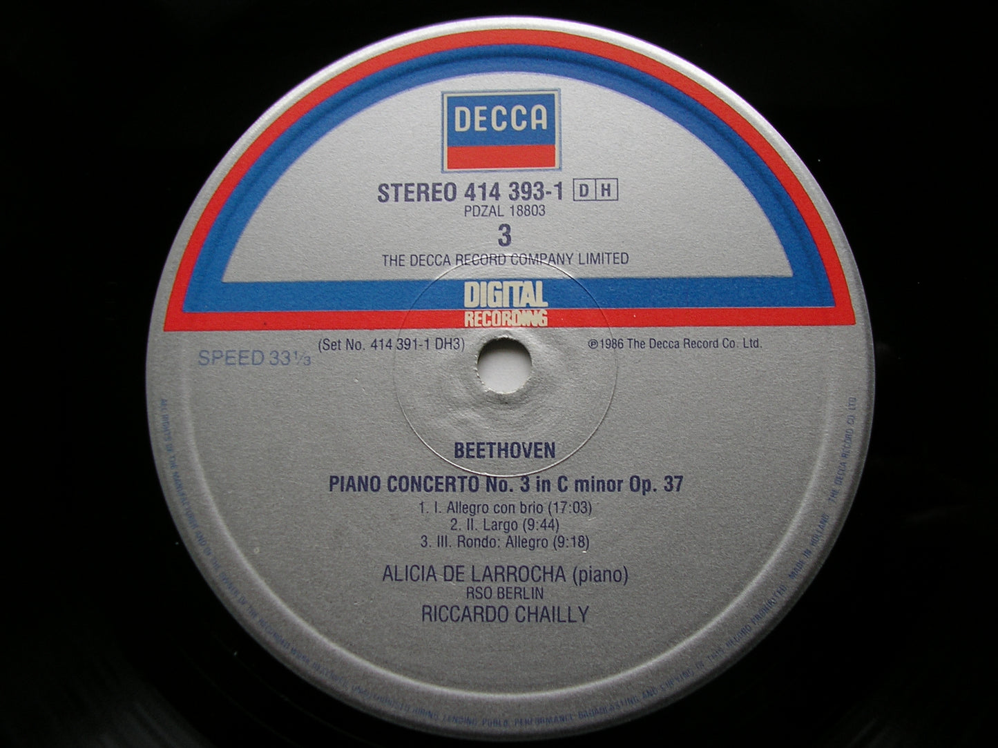BEETHOVEN: THE PIANO CONCERTOS / CHORAL FANTASIA DE LARROCHA / BERLIN RADIO SYMPHONY / CHAILLY 3LP 414 391