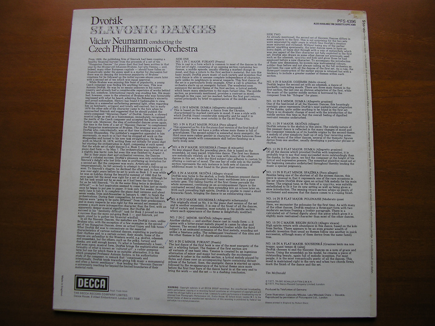 DVORAK: SLAVONIC DANCES     NEUMANN / CZECH PHILHARMONIC     PFS 4396