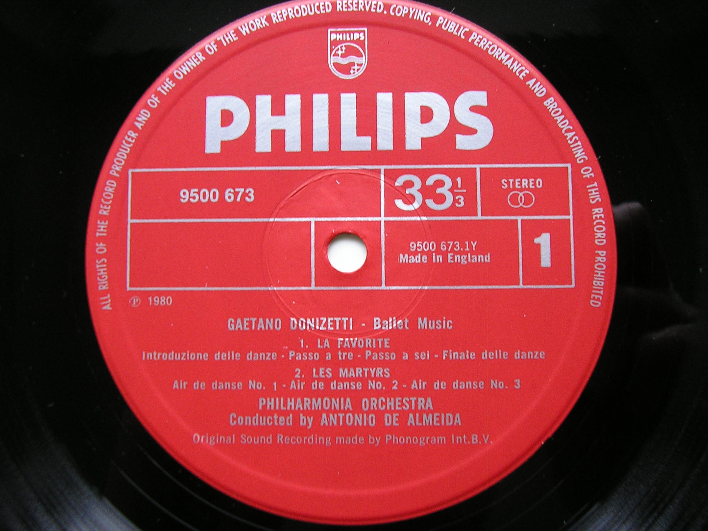 DONIZETTI: BALLET MUSIC FROM THE OPERAS      DE ALMEIDA / PHILHARMONIA     9500 673