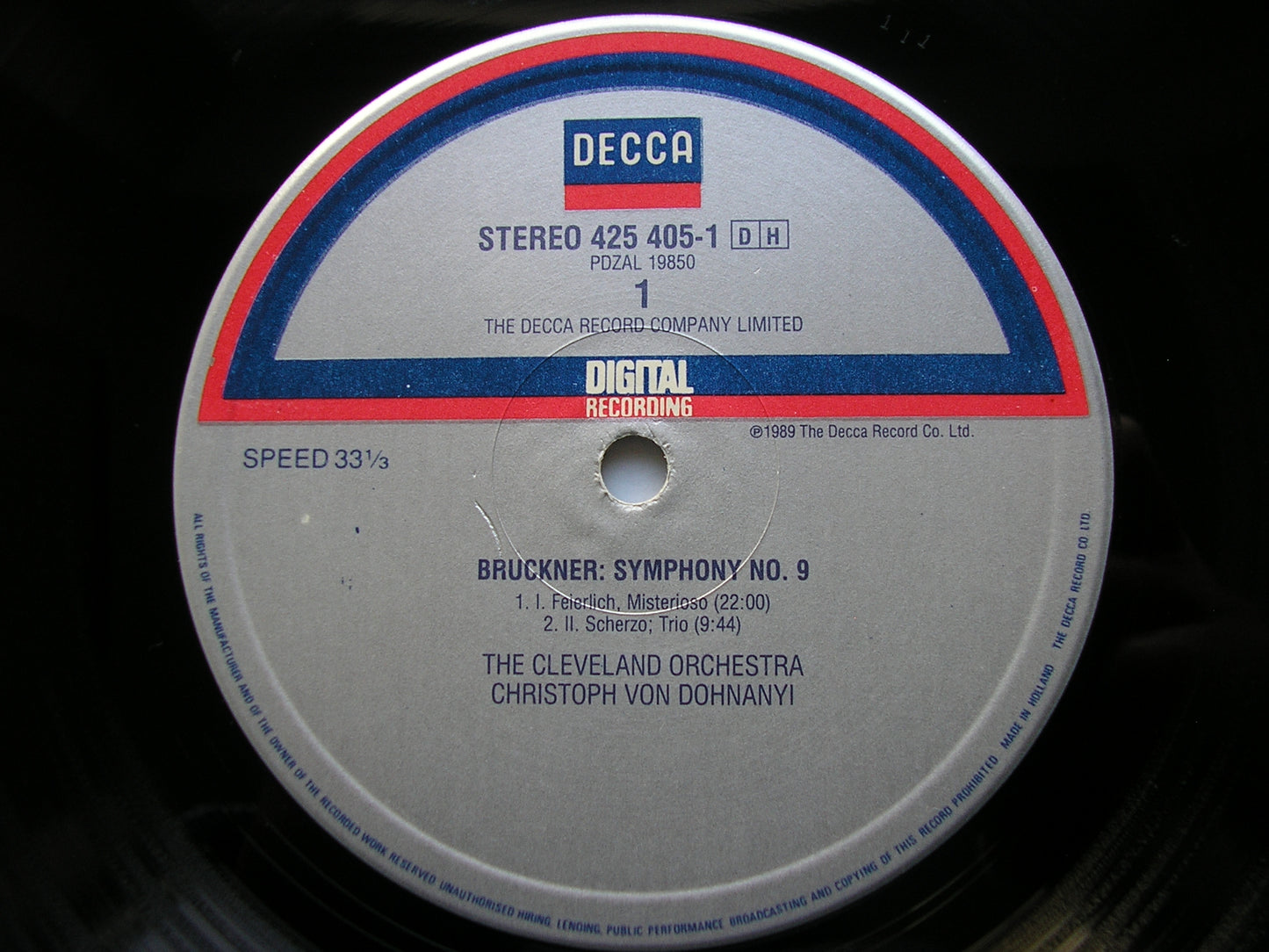 BRUCKNER: SYMPHONY No. 9     DOHNANYI / CLEVELAND ORCHESTRA     425 405