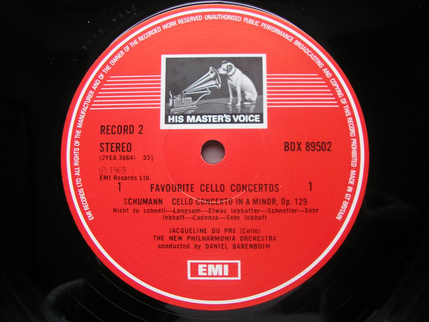 FAVOURITE CELLO CONCERTOS: DVORAK / ELGAR / SCHUMANN / HAYDN DU PRE / BARBIROLLI / BARENBOIM / ECO / LSO / NPO SLS 895