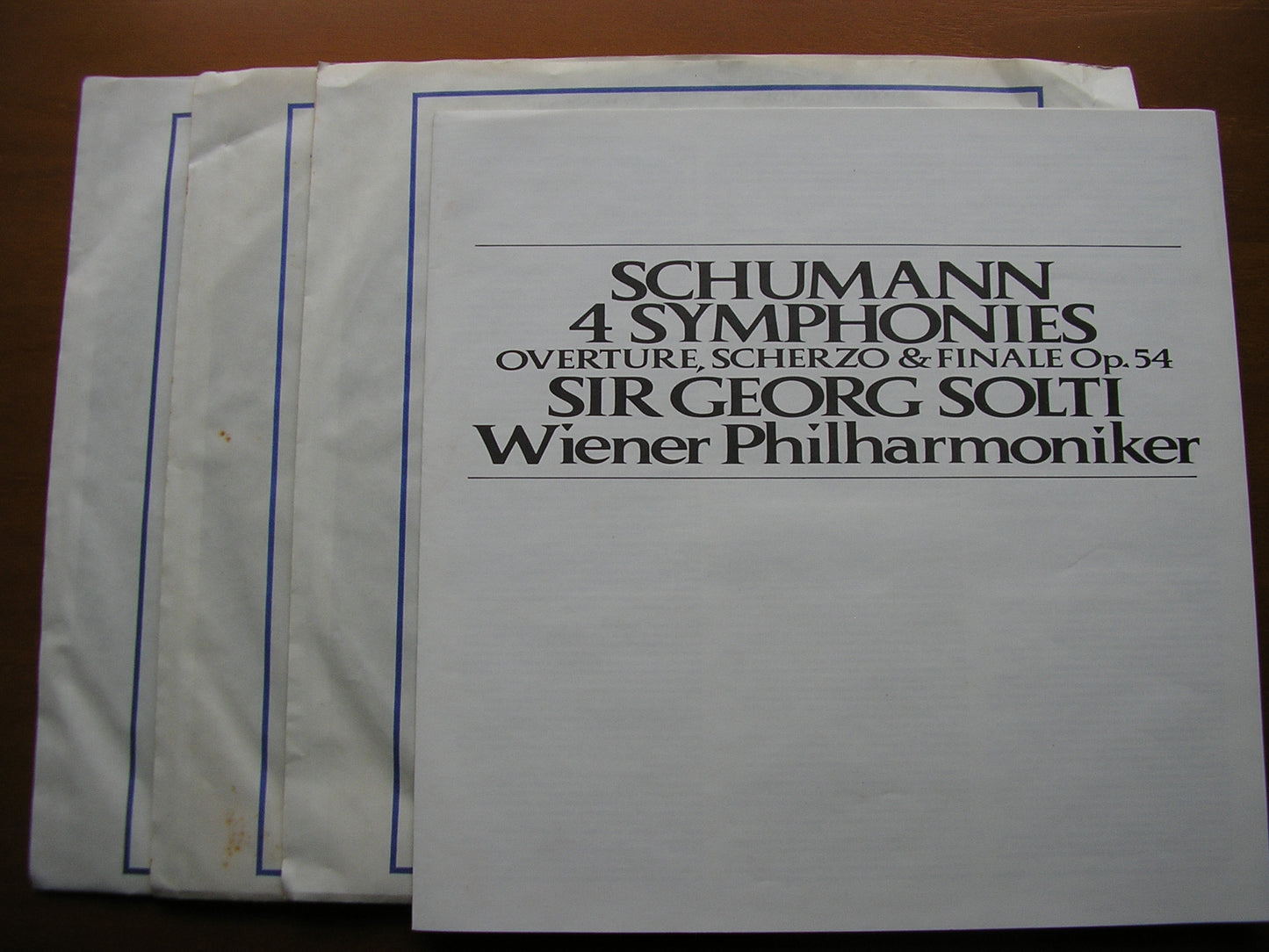 SCHUMANN: THE FOUR SYMPHONIES / OVERTURE, SCHERZO & FINALE     SOLTI / VIENNA PHILHARMONIC    D190D3