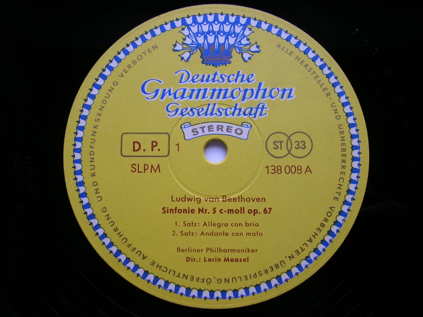 BEETHOVEN: SYMPHONY No. 5 / OVERTURE Consecration of the House     MAAZEL / BERLIN PHILHARMONIC    138 008