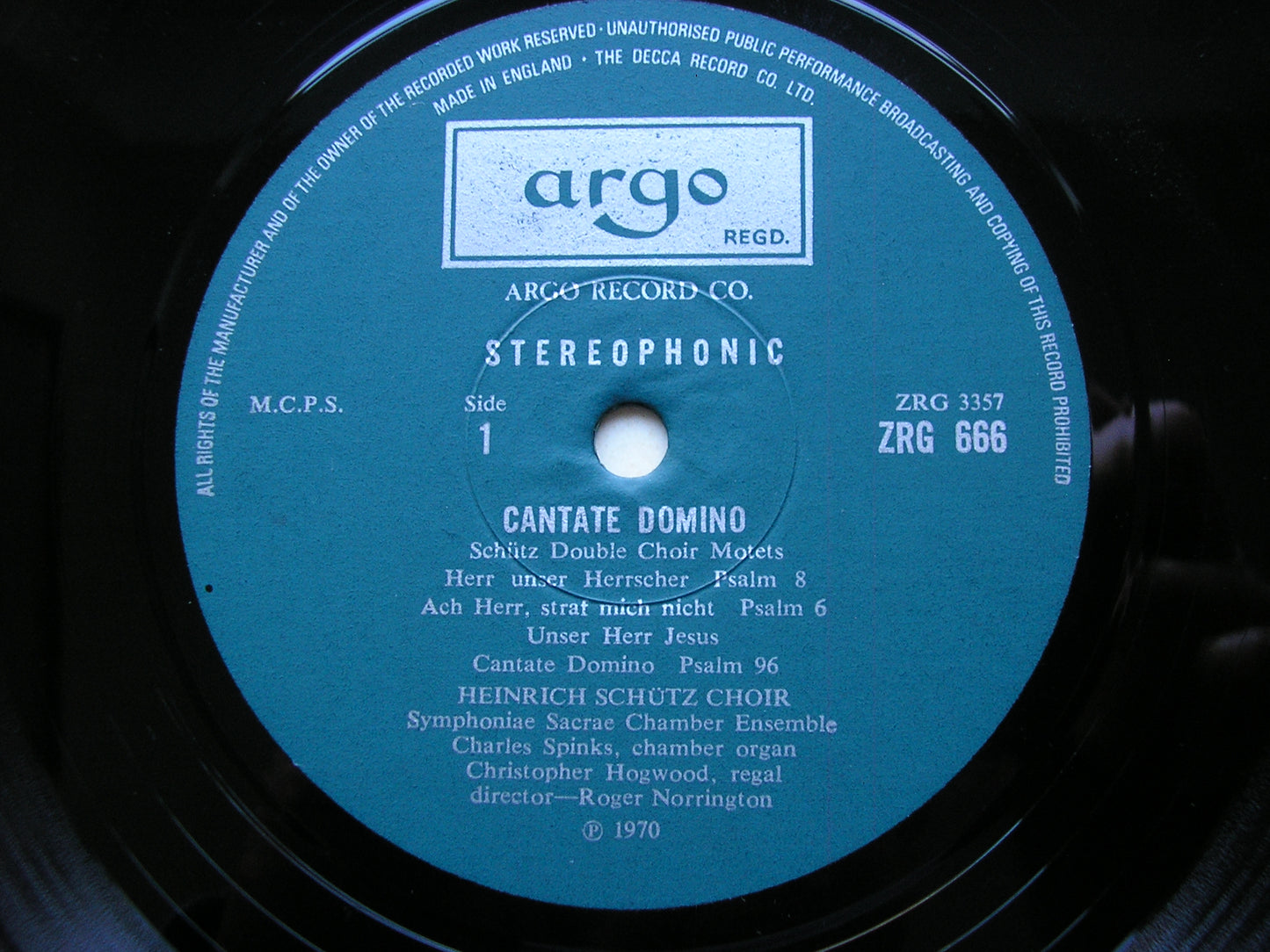SCHUTZ: CANTATE DOMINO      NORRINGTON / HEINRICH SCHUTZ CHOIR     ZRG 666