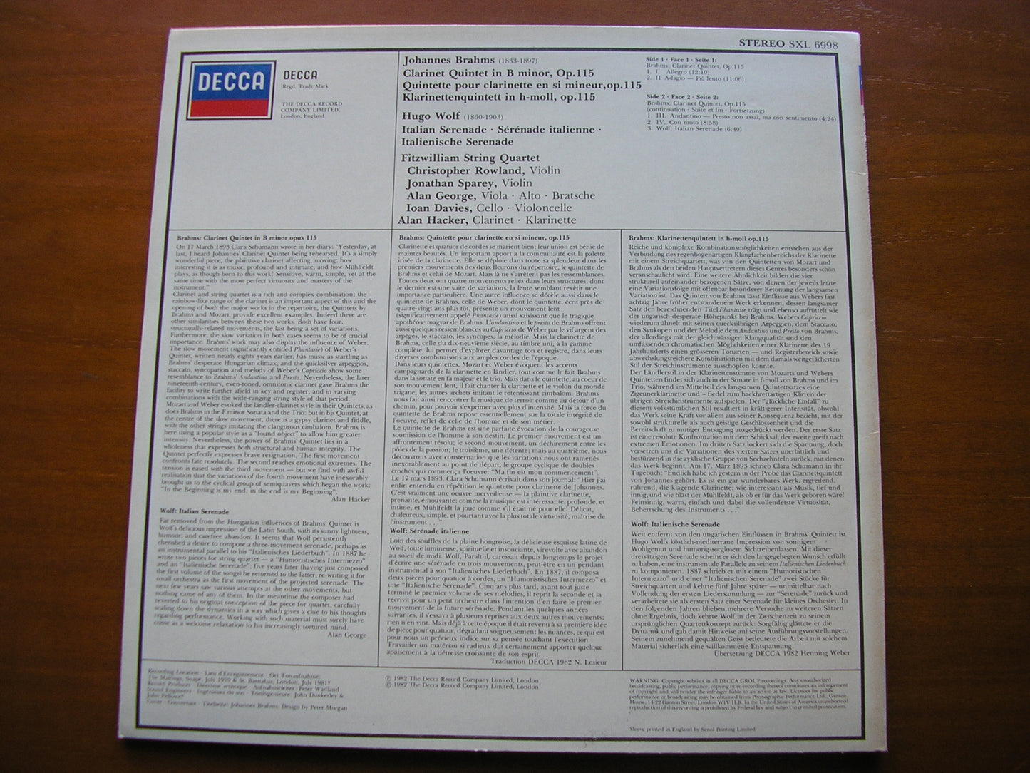 BRAHMS: CLARINET QUINTET / WOLF: ITALIAN SERENADE FITZWILLIAM QUARTET / ALAN HACKER  SXL 6998