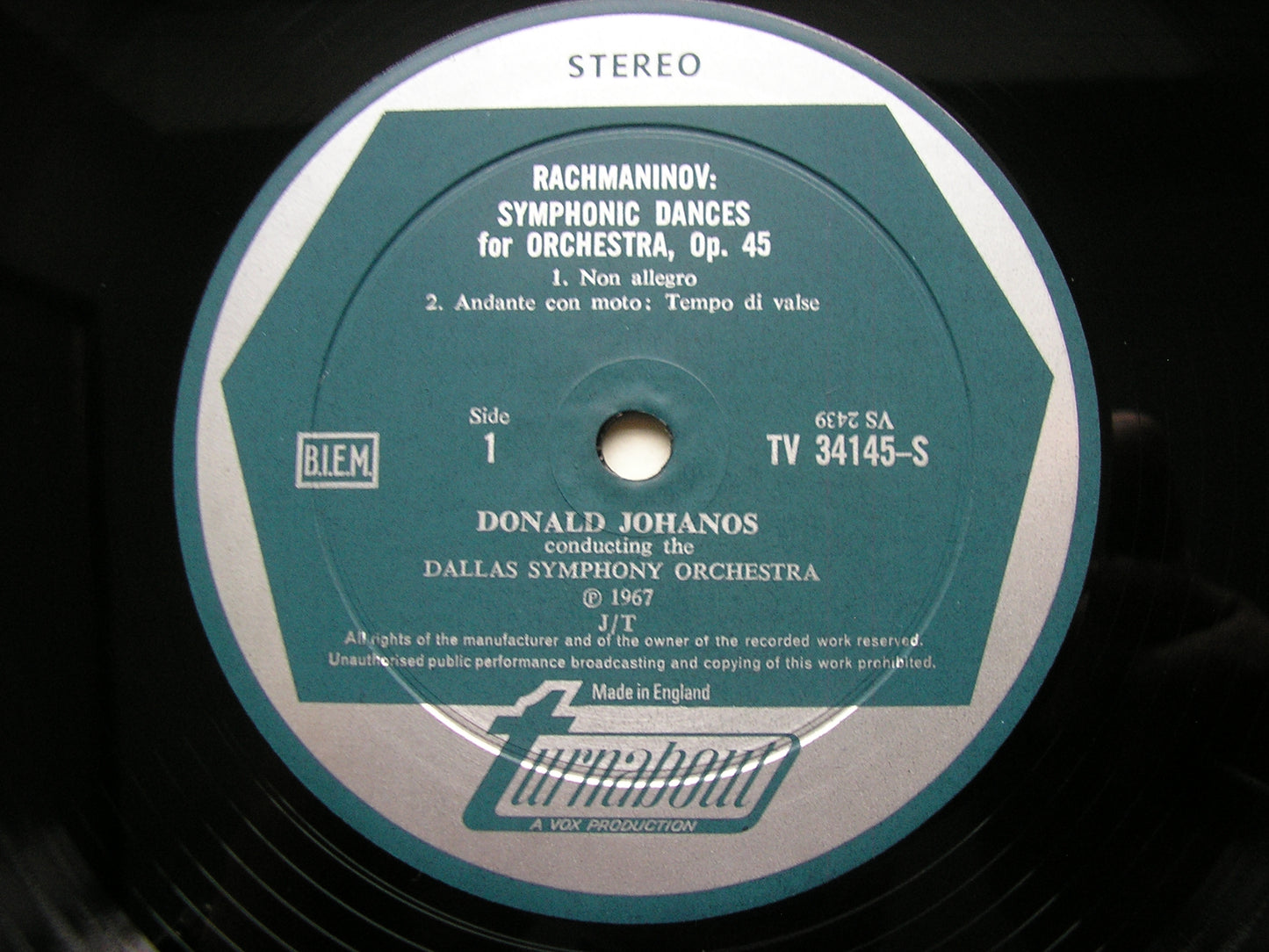 RACHMANINOV: SYMPHONIC DANCES / VOCALISE JOHANOS / DALLAS SYMPHONY TV34145S