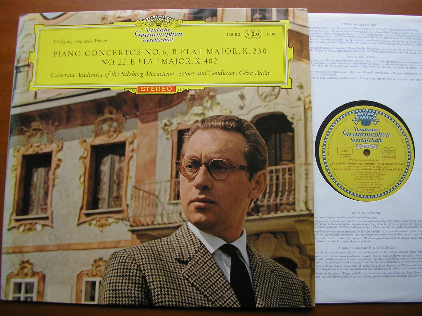 MOZART: PIANO CONCERTOS Nos. 6 & 22 ANDA / CAMERATA ACADEMICA 138 824