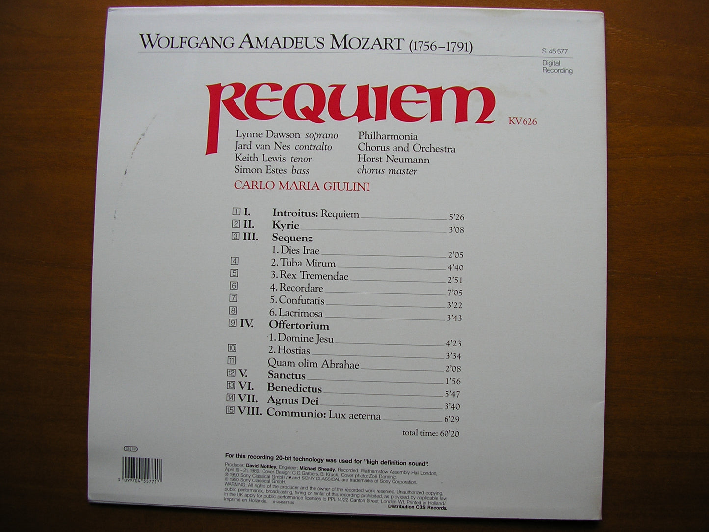 MOZART: REQUIEM SOLOISTS / PHILHARMONIA / GIULINI S 45577