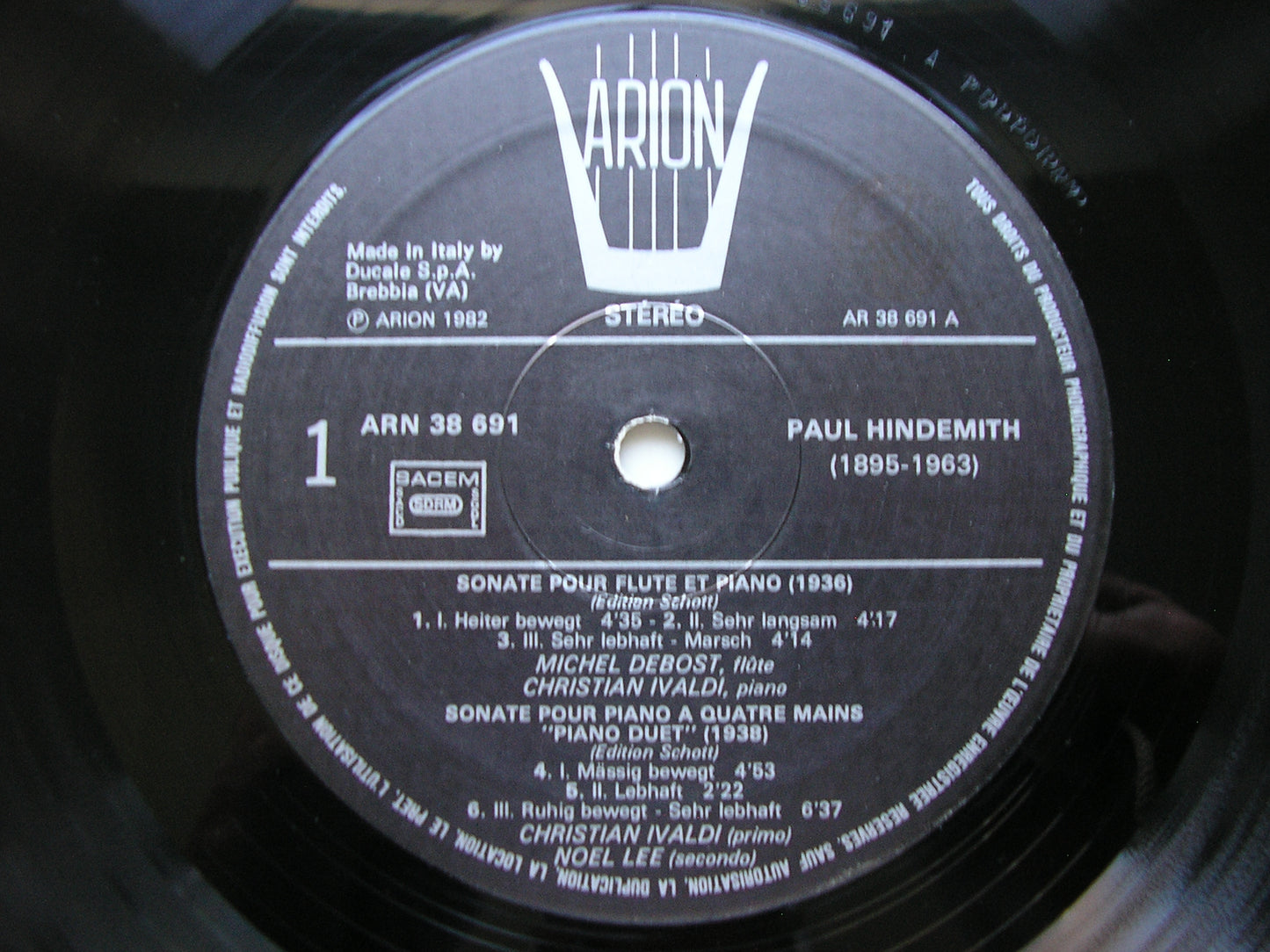 HINDEMITH: THREE SONATAS       IVALDI / LEE / MEUNIER / DEBOST       ARN 38691