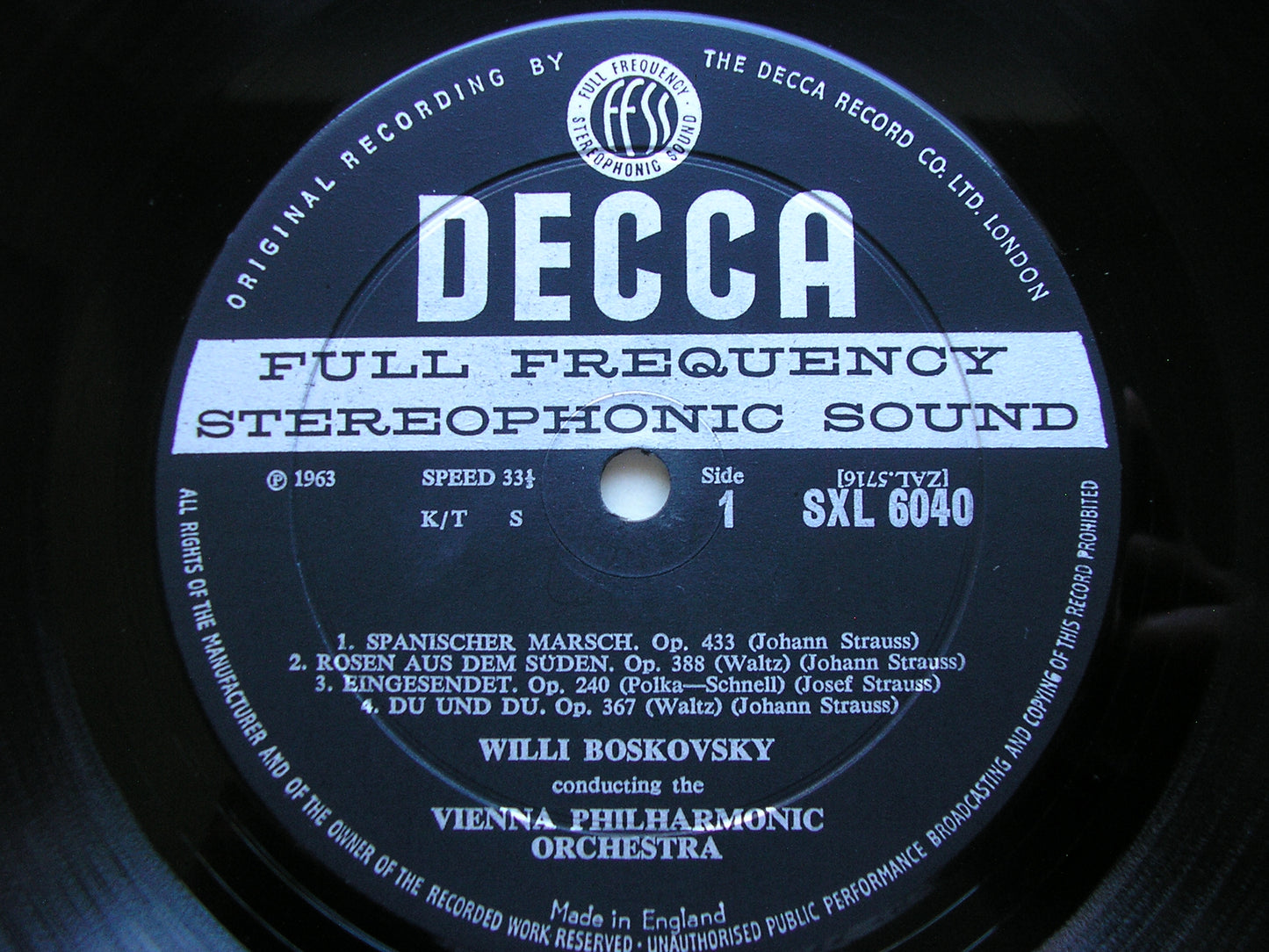 TALES FROM THE VIENNA WOODS: Music of the Strauss Family      BOSKOVSKY / VIENNA PHILHARMONIC     SXL 6040