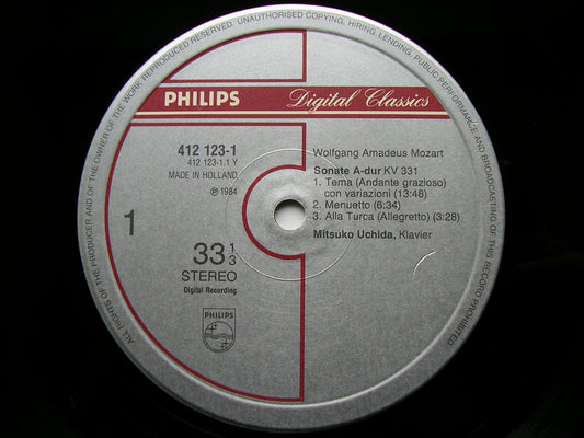 MOZART: PIANO SONATAS K331 in A / K332 in F / FANTASIA K397 MITSUKO UCHIDA 412 123
