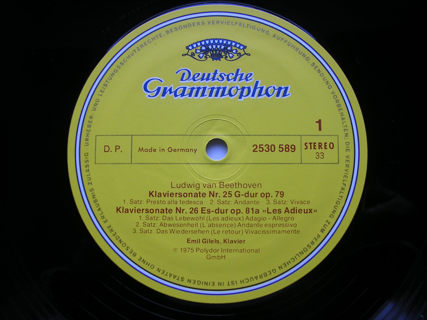 BEETHOVEN: PIANO SONATAS Nos. 25 / 26 'Les Adieux' / 27 EMIL GILELS 2530 589