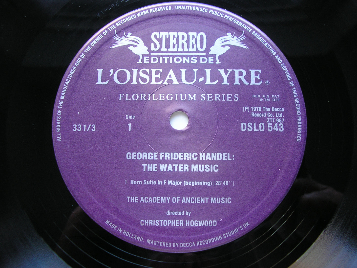 HANDEL: THE WATER MUSIC     HOGWOOD / THE ACADEMY OF ANCIENT MUSIC    DSLO 543