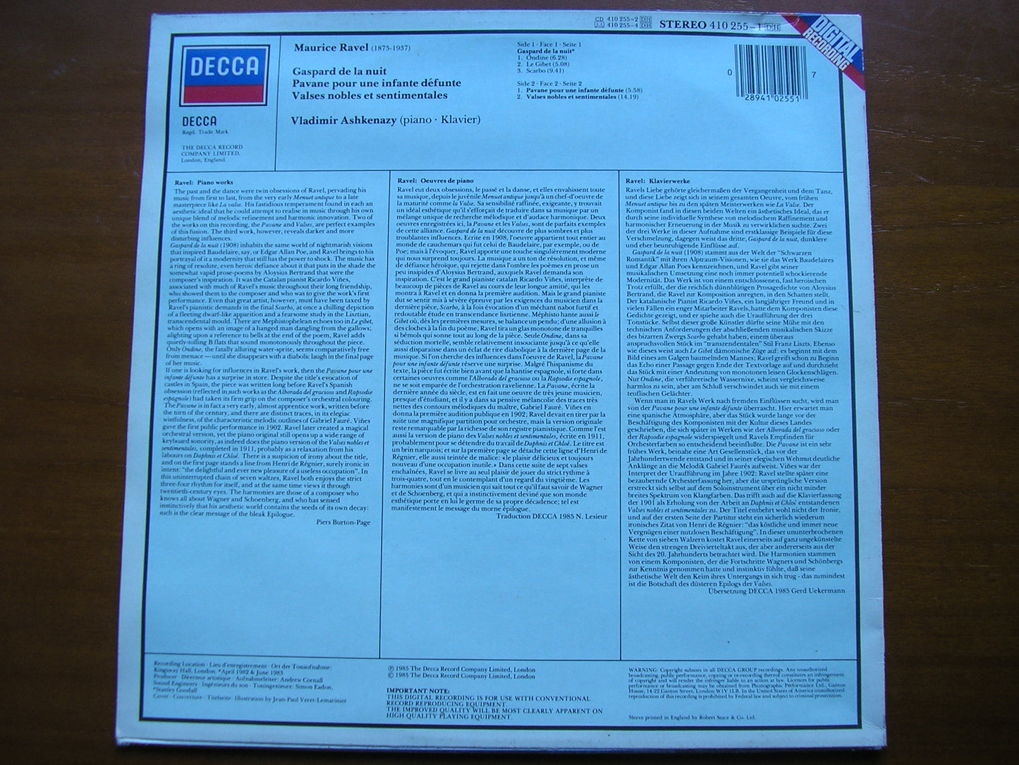RAVEL: GASPARD DE LA NUIT / PAVANE / VALSES NOBLES ET SENTIMENTALES      ASHKENAZY     410 255