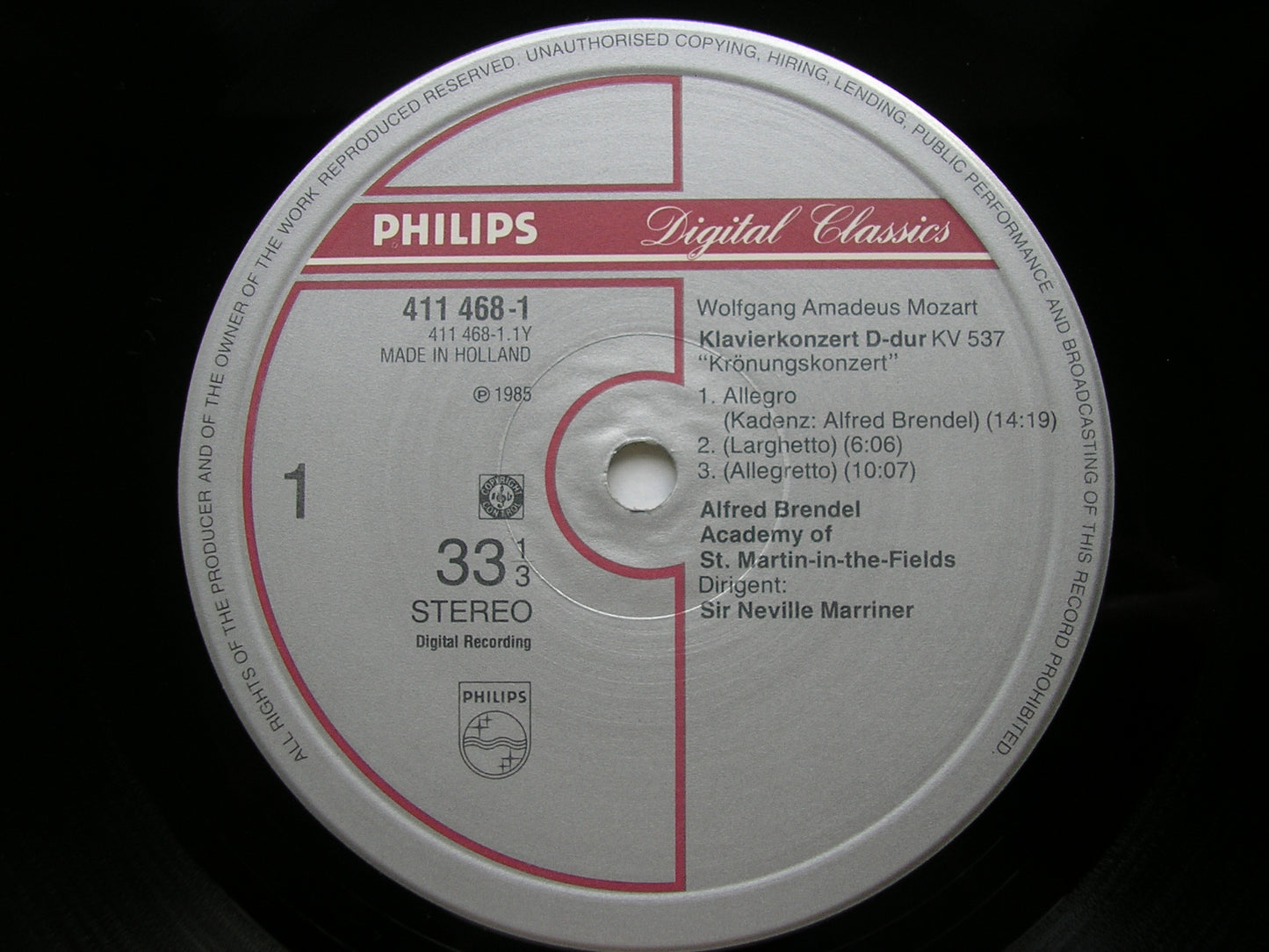 MOZART: PIANO CONCERTOS Nos. 8 & 26       BRENDEL / ASMIF / MARRINER      411 468