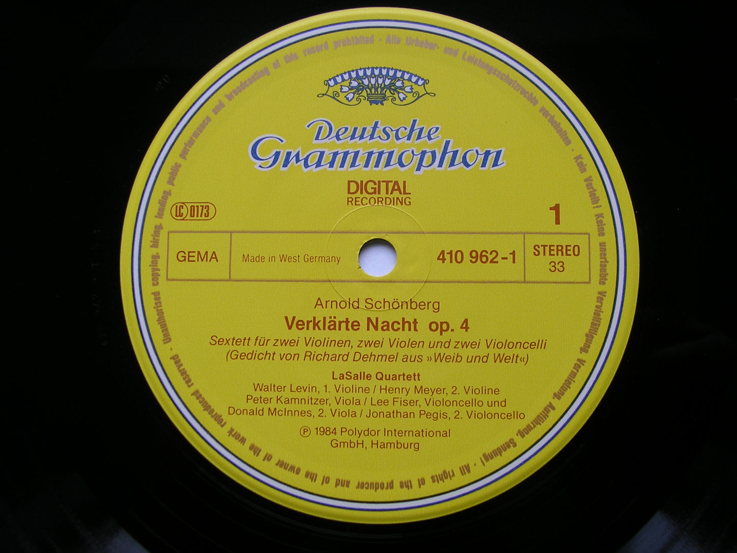 SCHOENBERG: VERKLARTE NACHT / STRING TRIO LASALLE QUARTET / McINNES / PEGIS 410 962