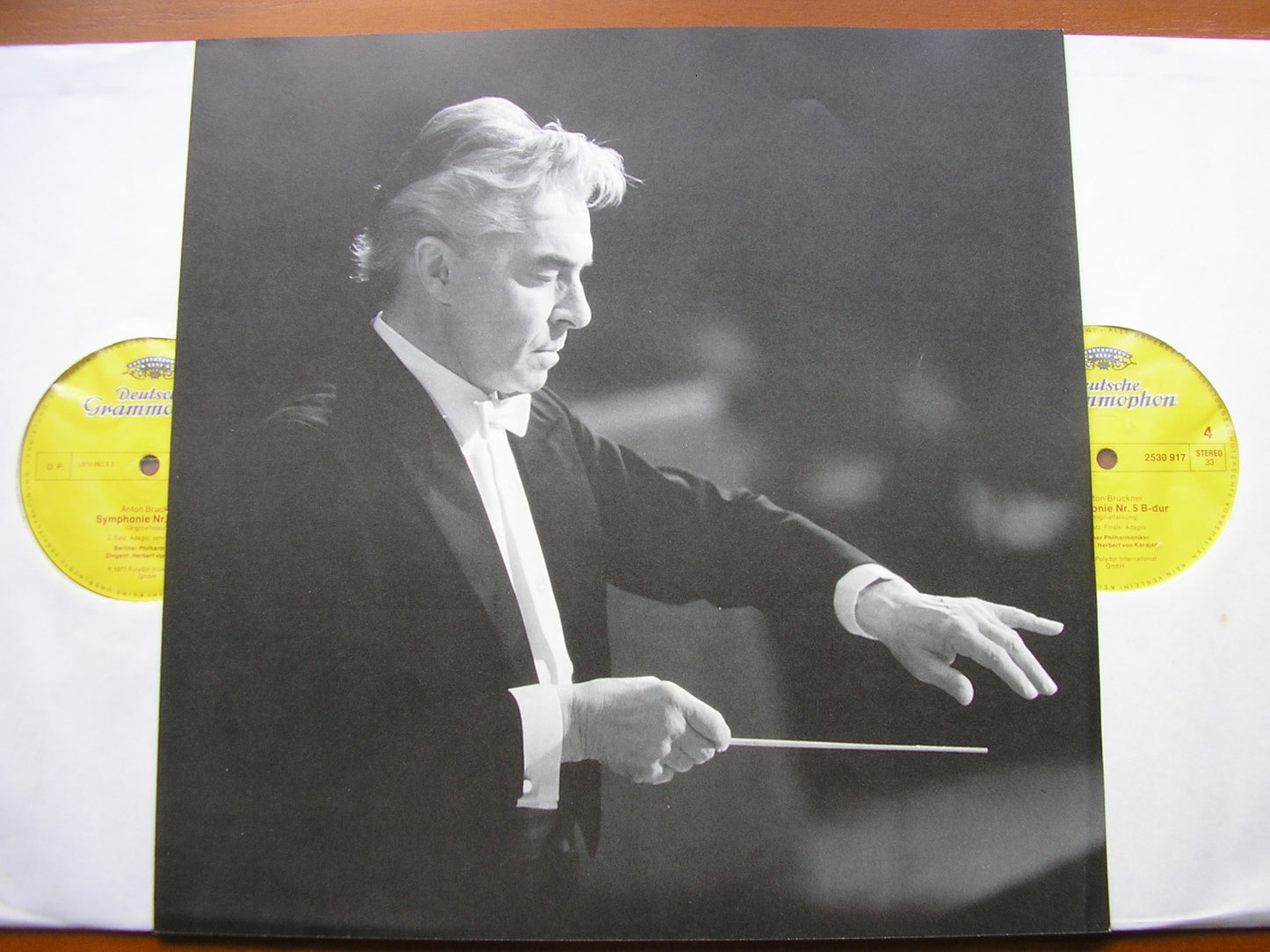 BRUCKNER: SYMPHONY No. 5 KARAJAN / BERLIN PHILHARMONIC 2LP 2707 101