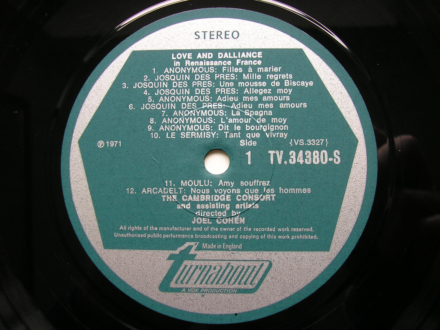 LOVE & DALLIANCE IN RENAISSANCE FRANCE       JOEL COHEN / THE CAMBRIDGE CONSORT    TV 34380S