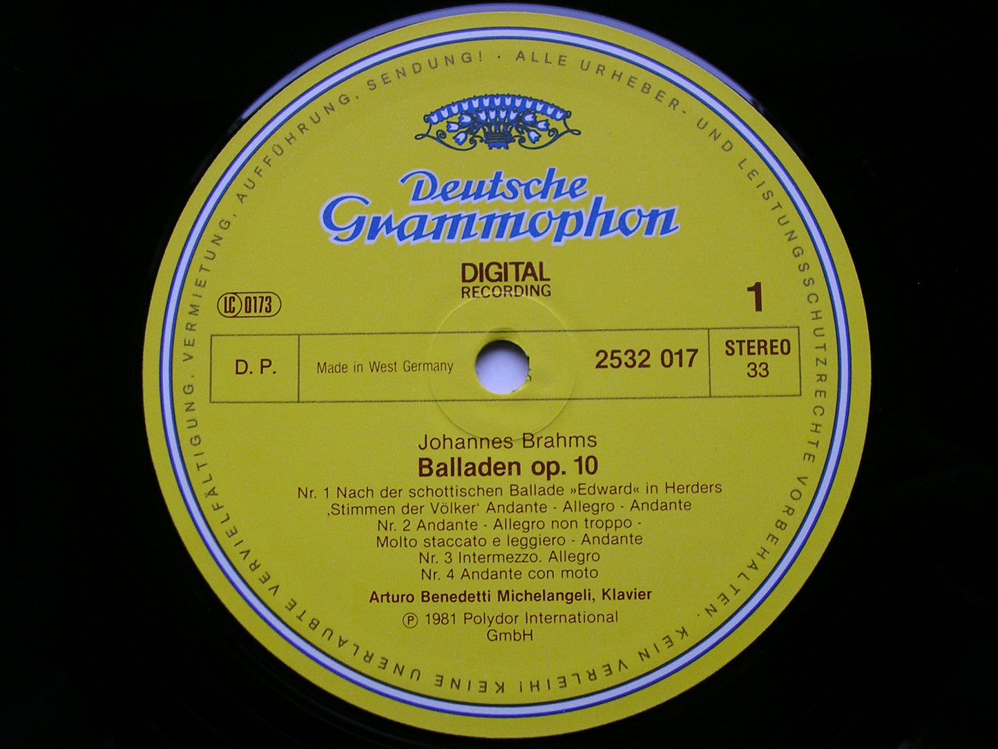 BRAHMS: 4 BALLADES Op. 10 / SCHUBERT: PIANO SONATA D537 MICHELANGELI 2532 017