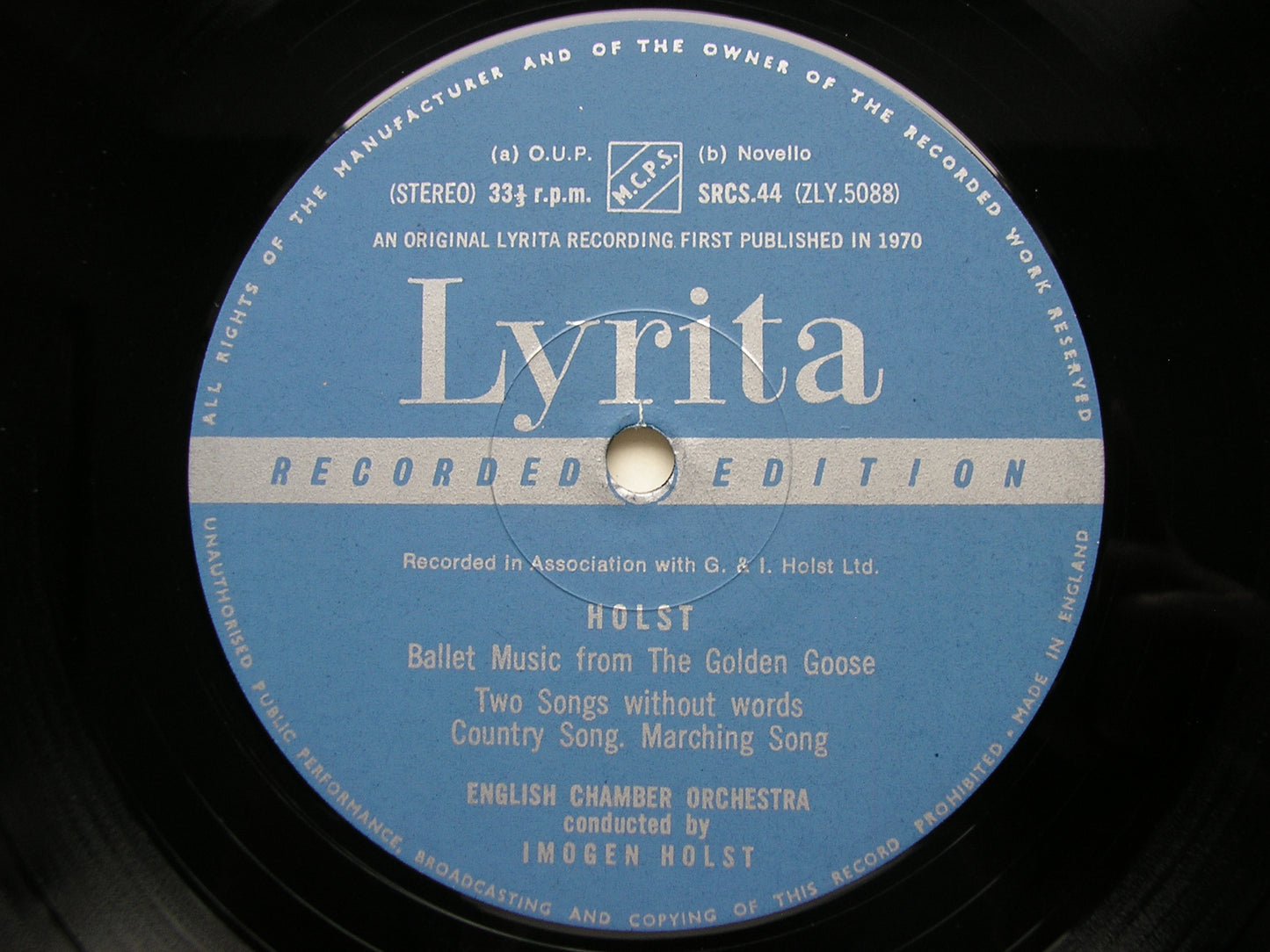HOLST: DOUBLE CONCERTO / CAPRICCIO / GOLDEN GOOSE ballet music HURWITZ / SILLITO / ENGLISH CHAMBER ORCHESTRA / IMOGEN HOLST SRCS 44