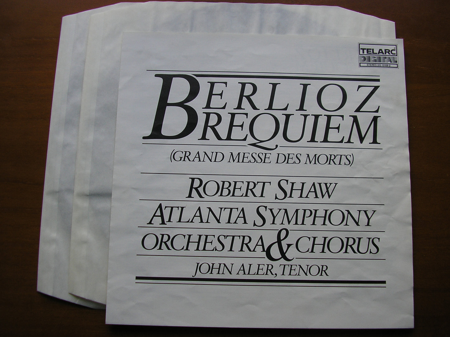 BERLIOZ: REQUIEM    ALER / ATLANTA SYMPHONY / SHAW    2LP    DG-10109-2