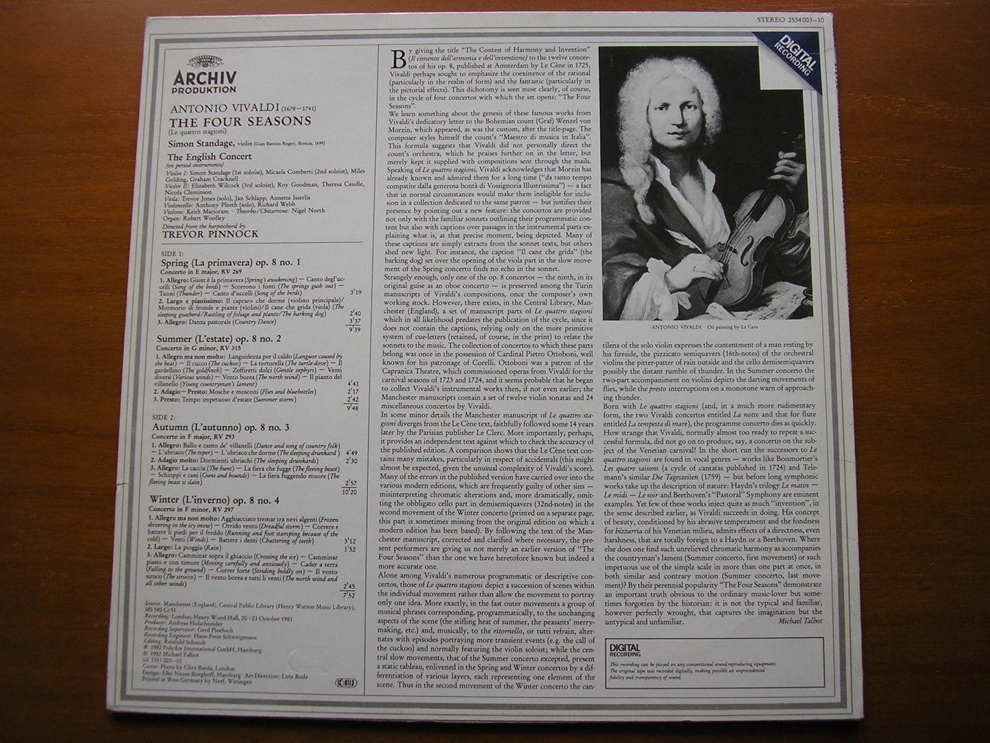 VIVALDI: THE FOUR SEASONS       STANDAGE / THE ENGLISH CONCERT / PINNOCK       2534 003