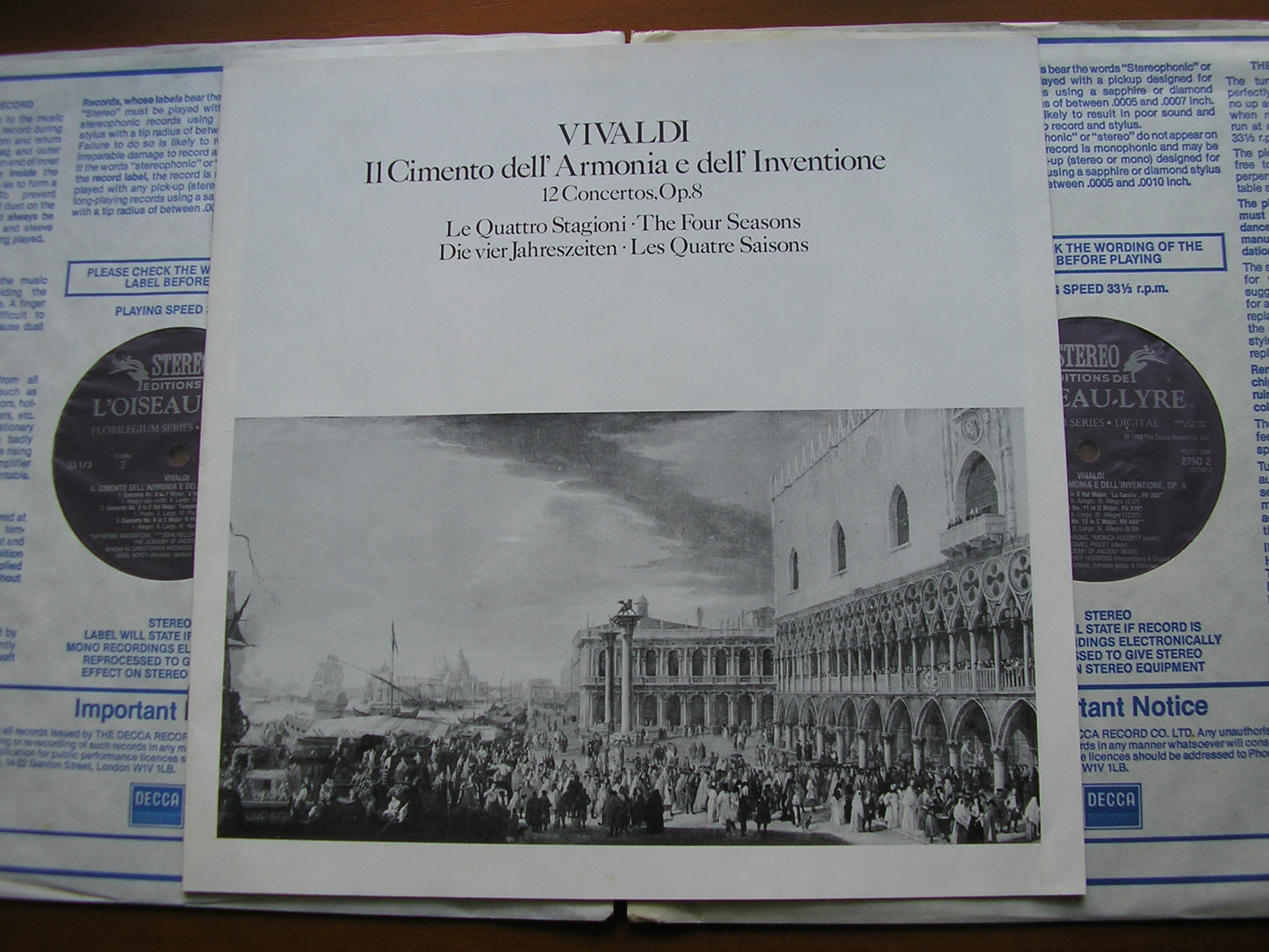 VIVALDI: THE CONTEST BETWEEN HARMONY & INVENTION  Op. 8      HOGWOOD / THE ACADEMY OF ANCIENT MUSIC     2LP       D279D 2