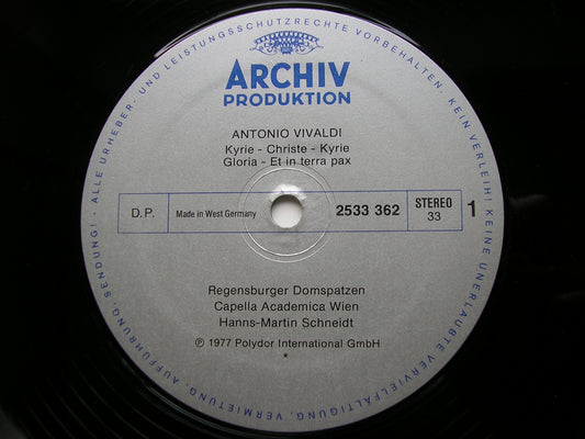 VIVALDI: KYRIE in G / GLORIA  in D      REGENSBURGER DOMSPATZEN / CAPELLA ACADEMICA VIENNA / SCHNEIDT     2533 362