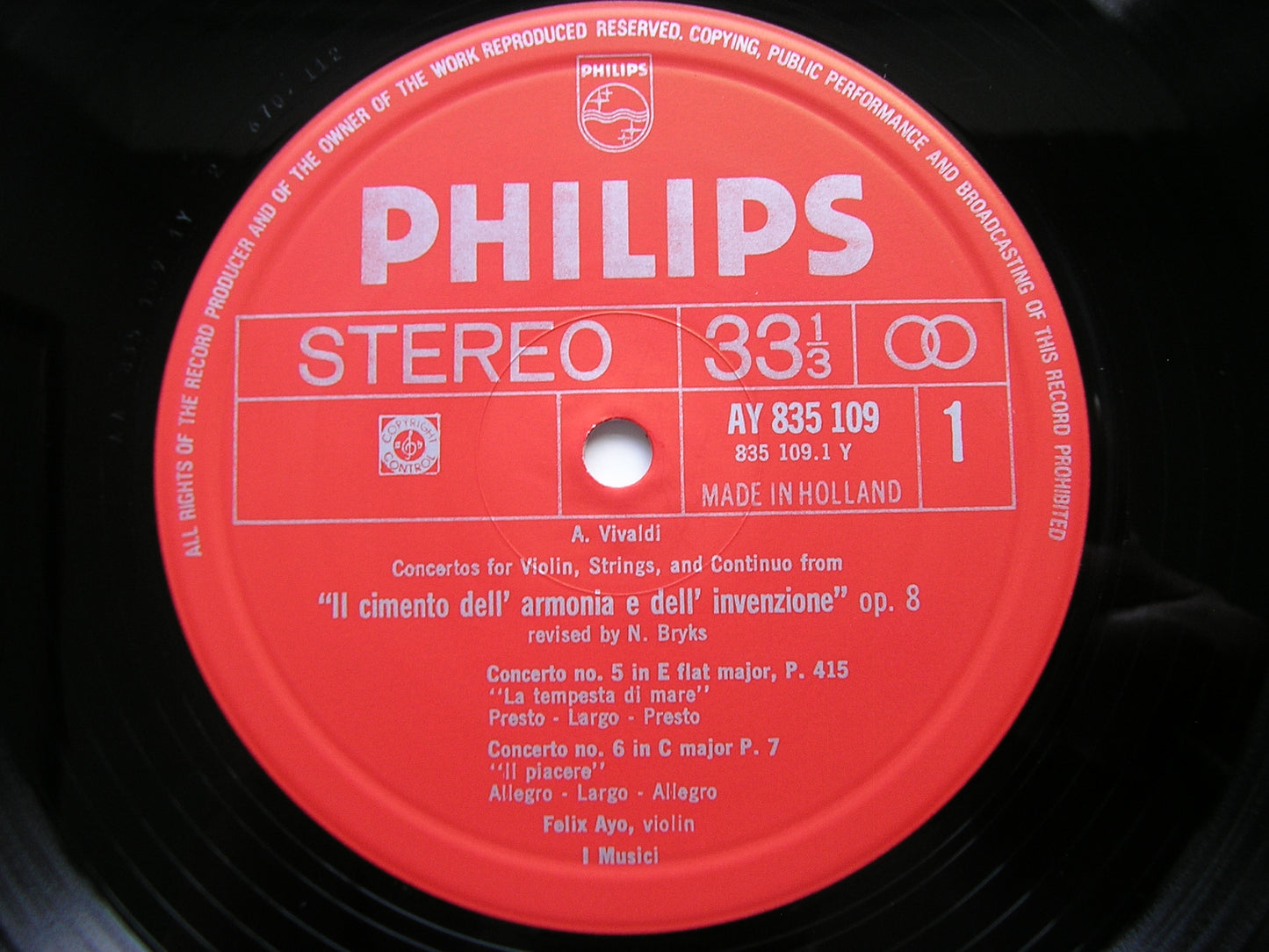VIVALDI: FOUR CONCERTOS Op. 8 'The Contest Between Harmony & Invention' AYO / I MUSICI 835 109 AY
