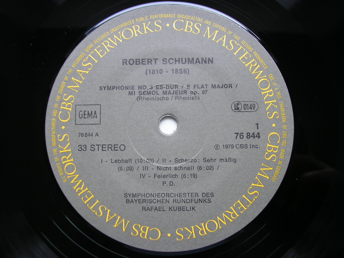 SCHUMANN: THE FOUR SYMPHONIES / MANFRED OVERTURE     RAFAEL KUBELIK / BAVARIAN RADIO SYMPHONY    3 LP
