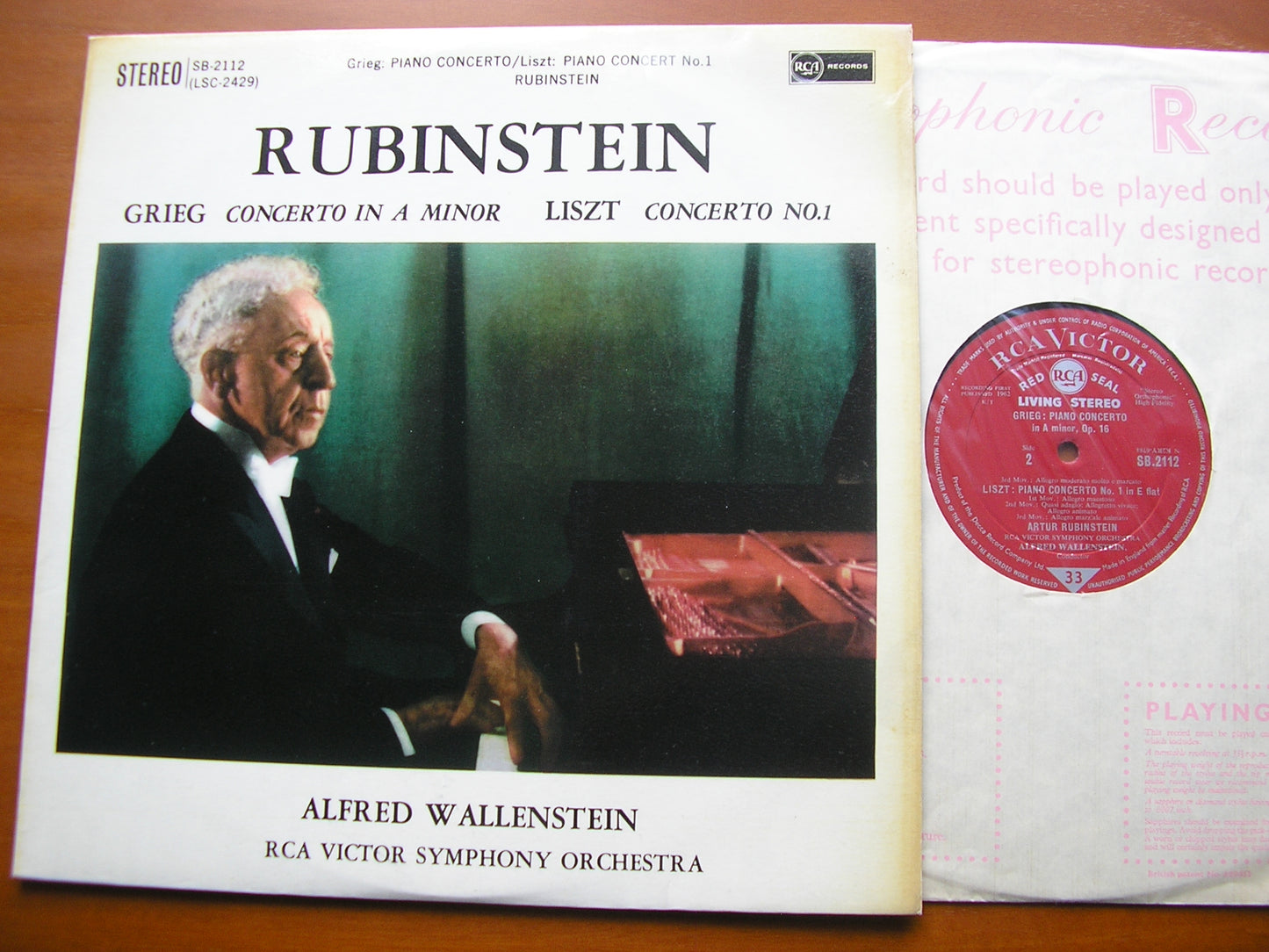 GRIEG: PIANO CONCERTO / LISZT: PIANO CONCERTO No. 1 ARTUR RUBINSTEIN / RCA VICTOR SYMPHONY / WALLENSTEIN SB 2112