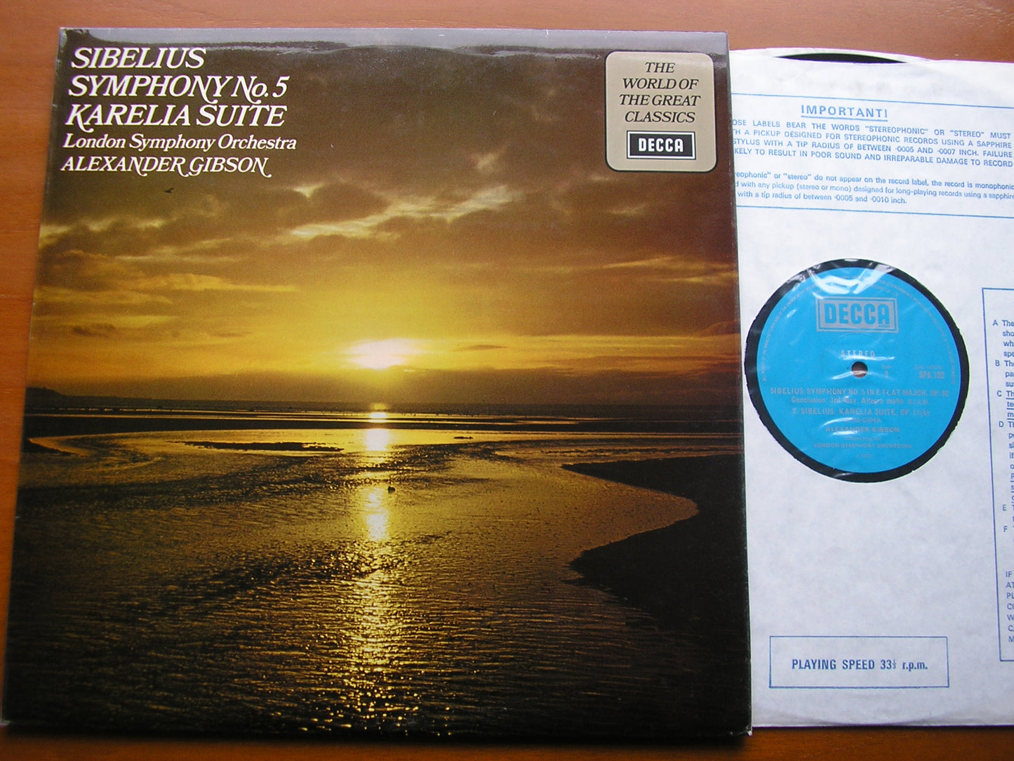 SIBELIUS: SYMPHONY No. 5 / KARELIA SUITE     GIBSON / LONDON SYMPHONY   SPA 122