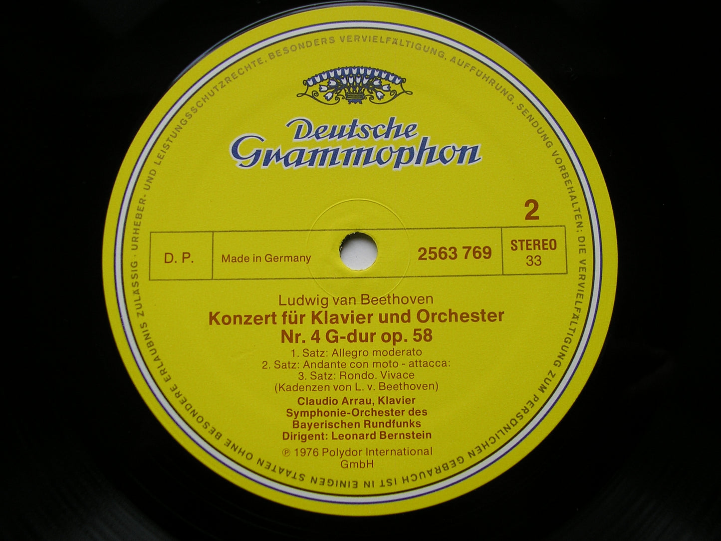 BEETHOVEN: SYMPHONY No. 5 / PIANO CONCERTO No. 4 / LEONORA No. 3 ARRAU / BAVARIAN RADIO SYMPHONY / BERNSTEIN 2721 153