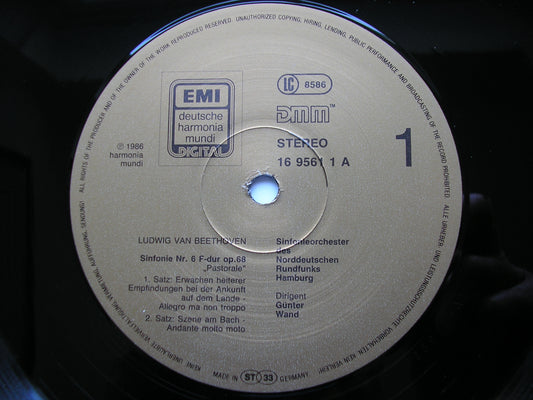 BEETHOVEN: SYMPHONY No. 6 'Pastorale'    WAND / NDR ORCHESTRA HAMBURG    1C 067 16 9561