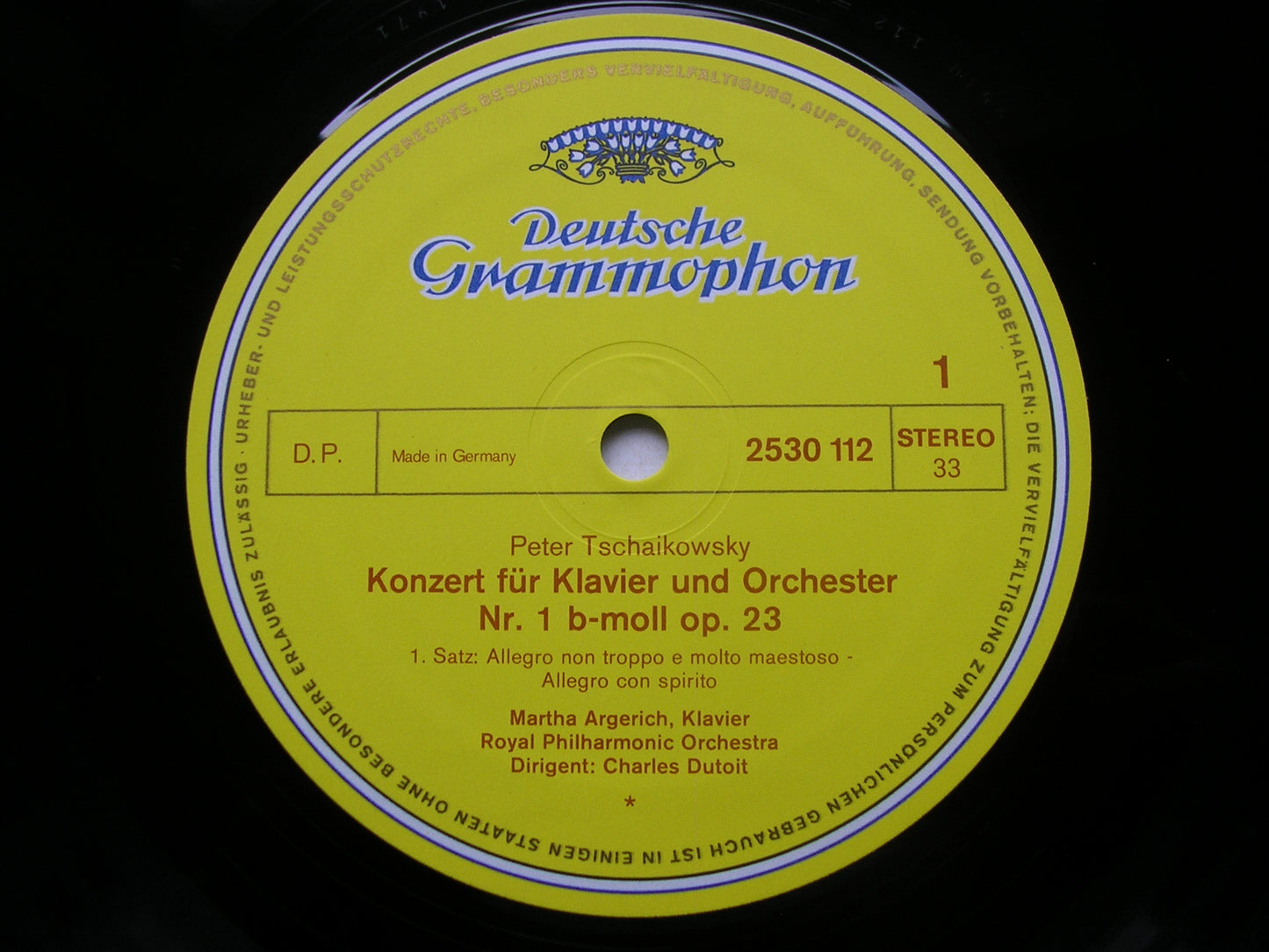 TCHAIKOVSKY: PIANO CONCERTO No.1 ARGERICH / ROYAL PHILHARMONIC / DUTOIT 2530 112