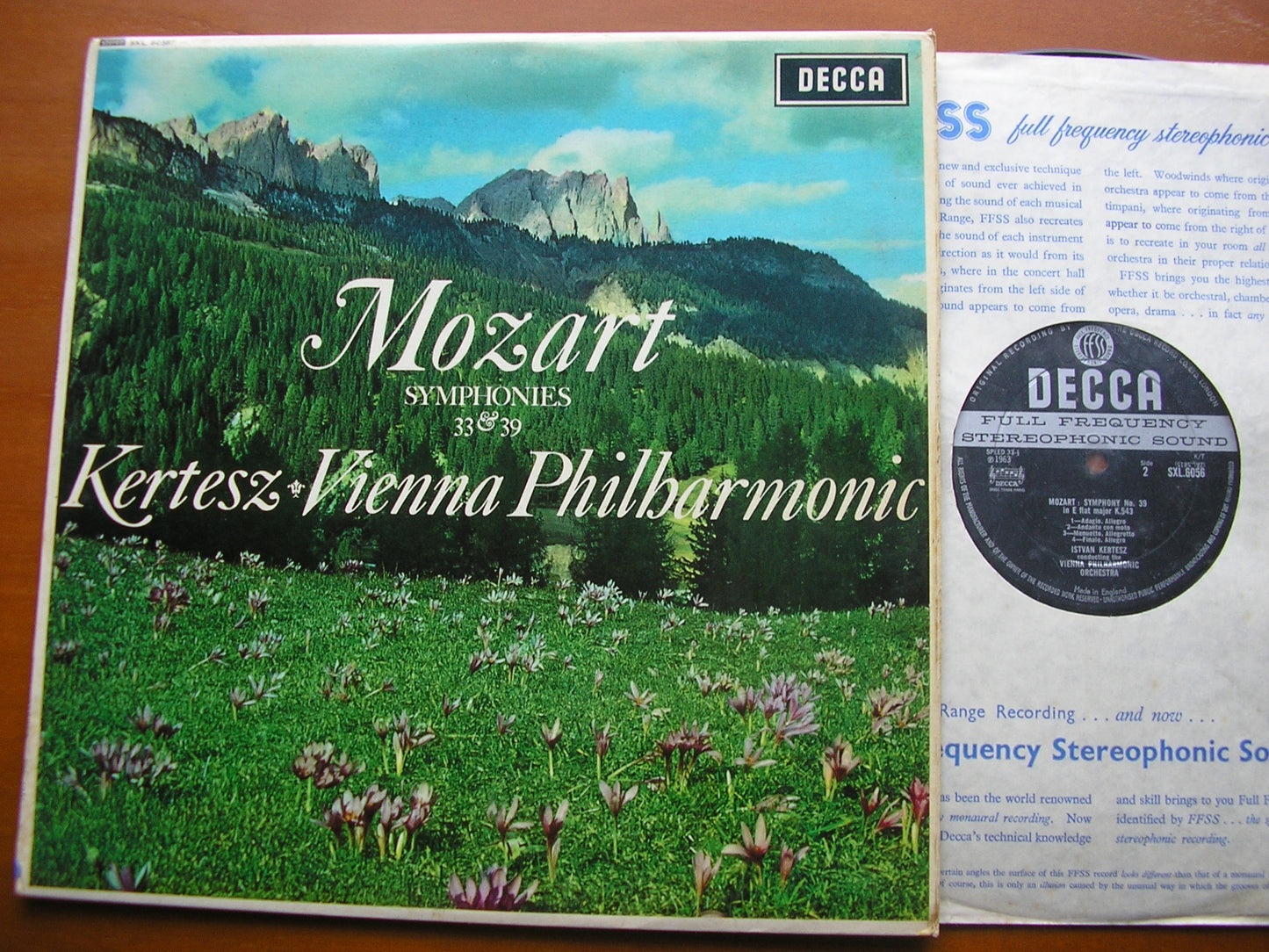 MOZART: SYMPHONIES Nos. 33 & 39 ISTVAN KERTESZ / VIENNA PHILHARMONIC SXL 6056