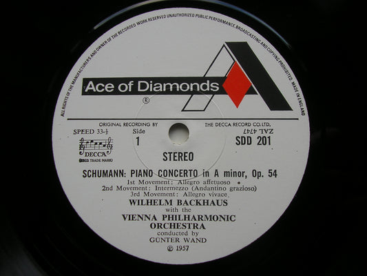 SCHUMANN: PIANO CONCERTO / WALDSCENEN     KEMPFF / VIENNA PHILHARMONIC / WAND    SDD 201