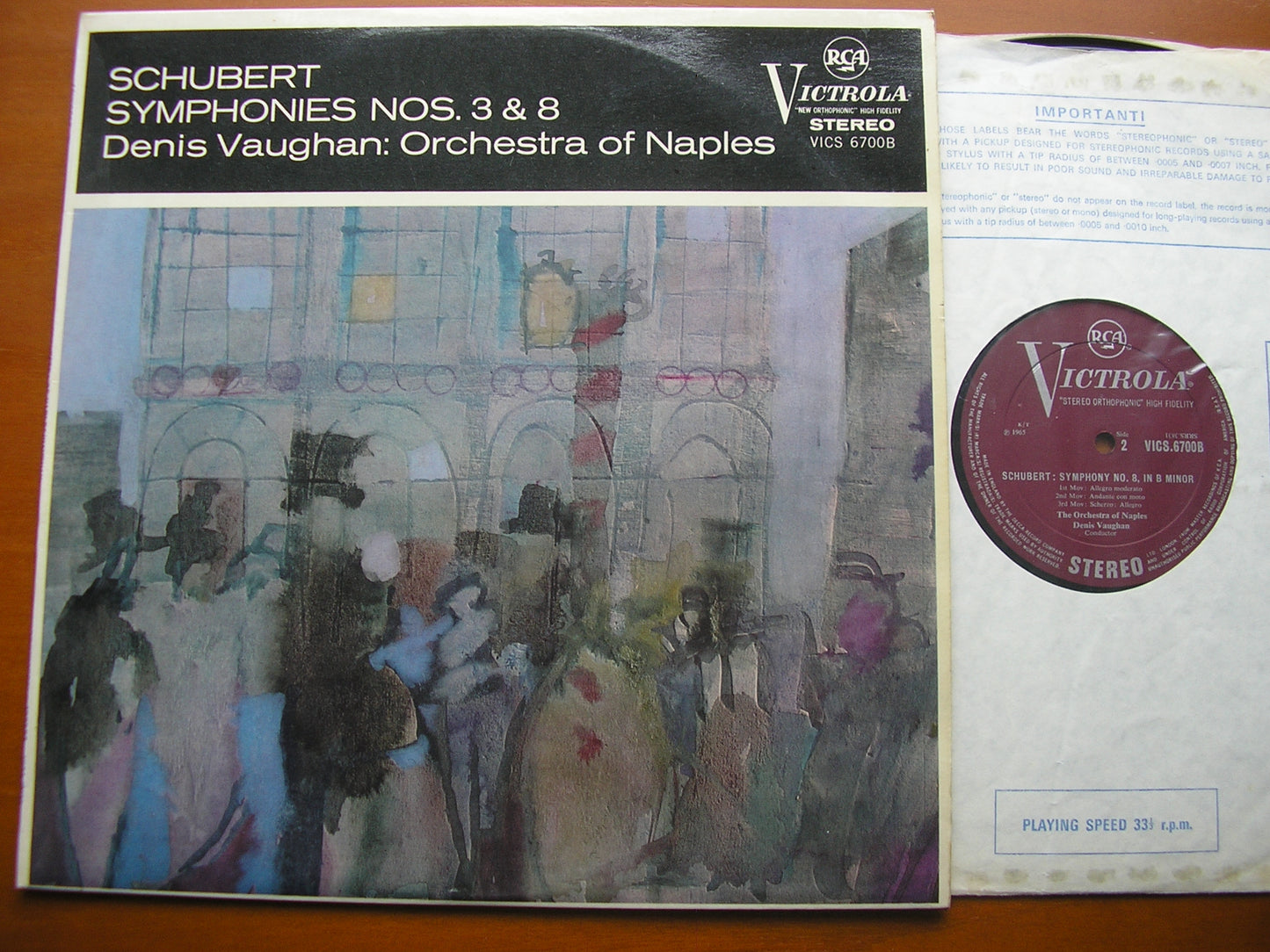 SCHUBERT: SYMPHONIES Nos. 3 & 8 'Unfinished'     VAUGHAN / ORCHESTRA OF NAPLES     VICS 6700B