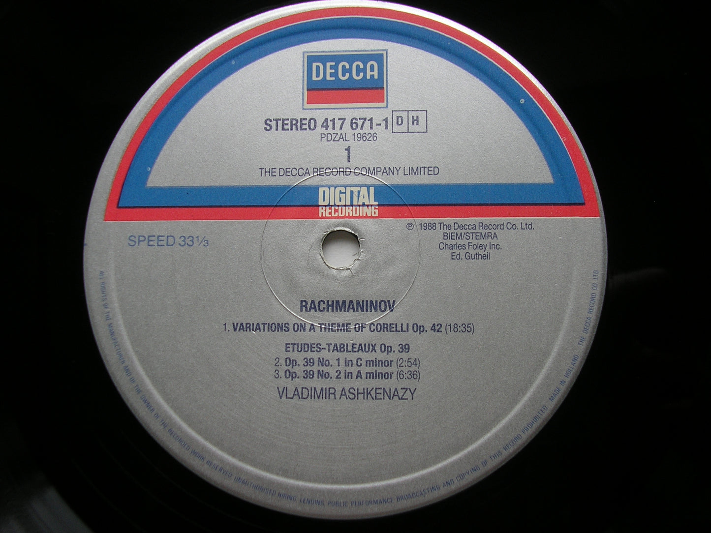 RACHMANINOV: CORELLI VARIATIONS / ETUDES-TABLEAUX Op. 39     VLADIMIR ASHKENAZY      417 671