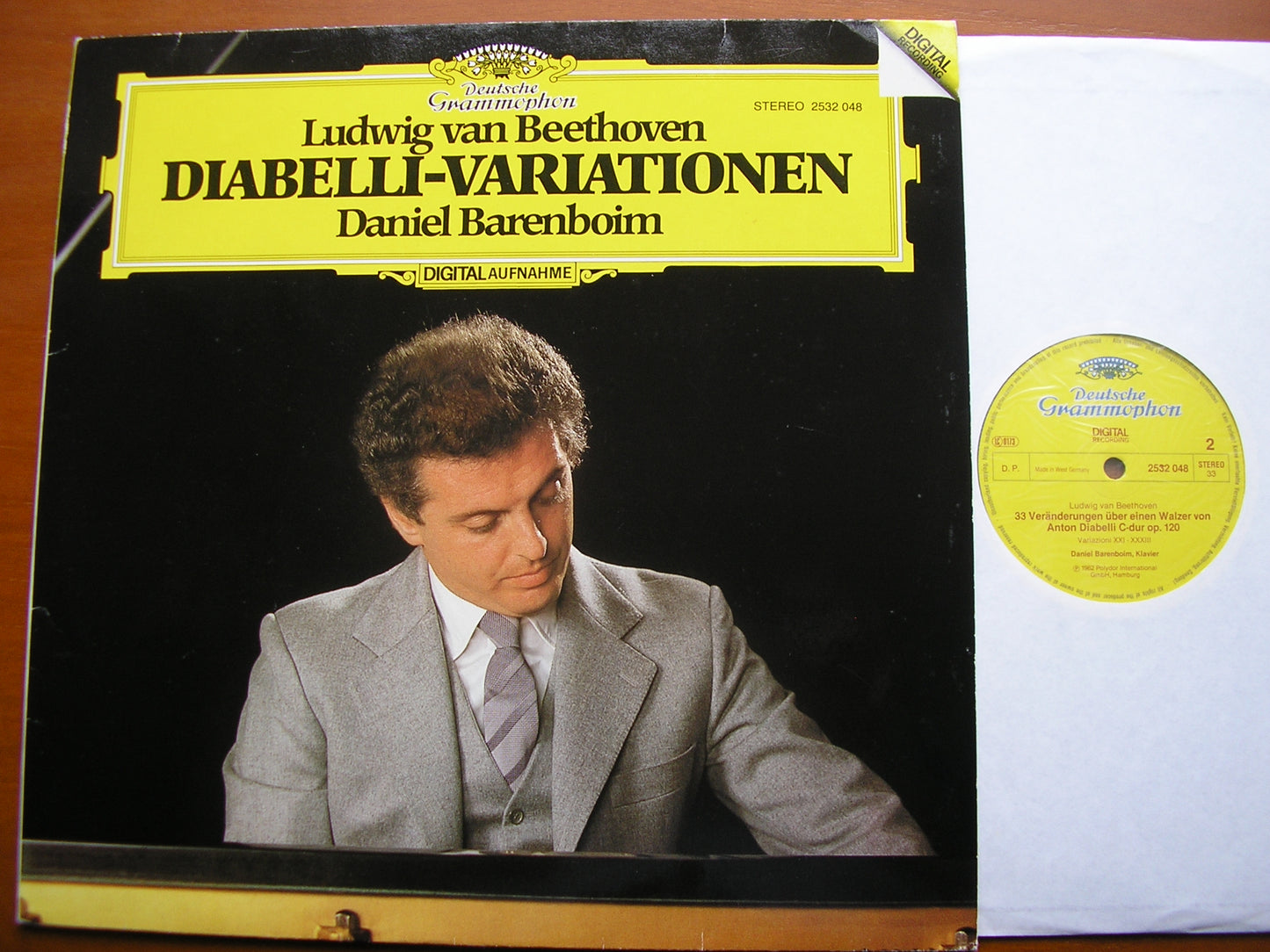 BEETHOVEN: DIABELLI VARIATIONS DANIEL BARENBOIM 2532 048
