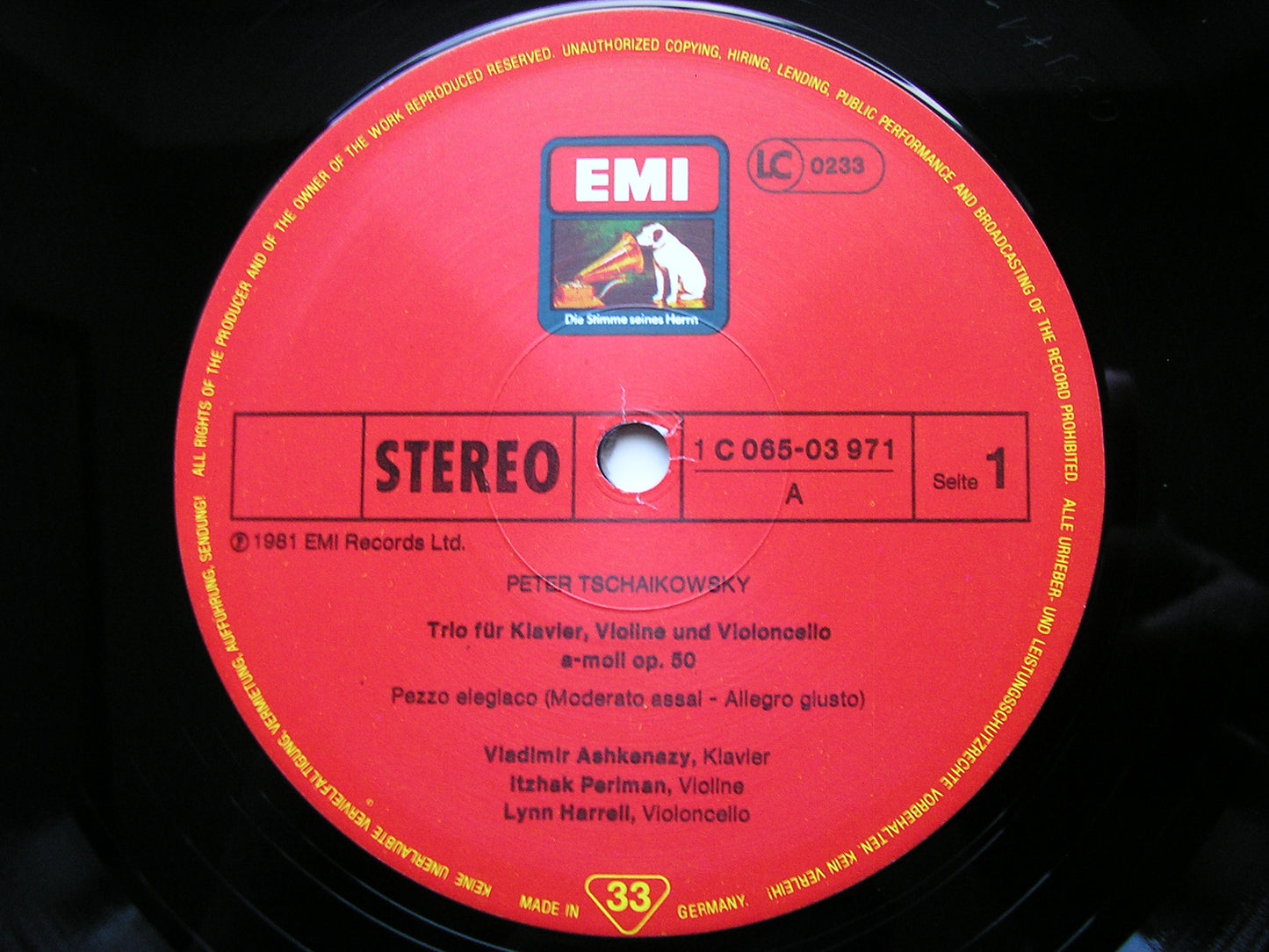 TCHAIKOVSKY: PIANO TRIO  VLADIMIR ASHKENAZY / LYNN HARRELL / ITZHAK PERLMAN     ASD 4036