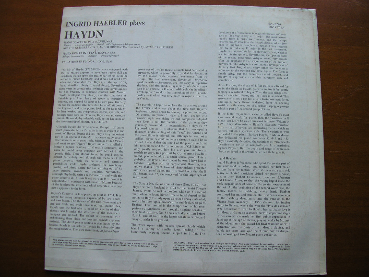 HAYDN: PIANO CONCERTO  No. 11 / PIANO SONATA  No. 52     HAEBLER / NETHERLANDS CHAMBER ORCHESTRA / GOLDBERG   SAL 3742